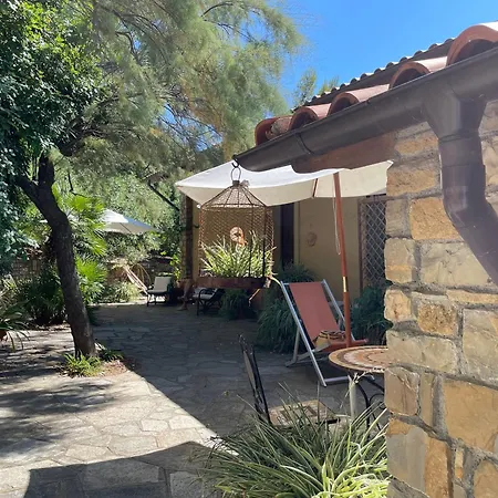 Βίλα In A Pinamare Marina dʼAndora