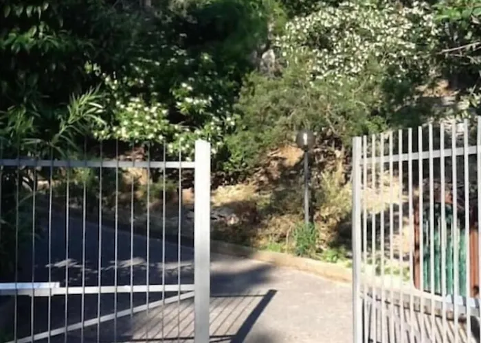 In A Pinamare * Marina dʼAndora