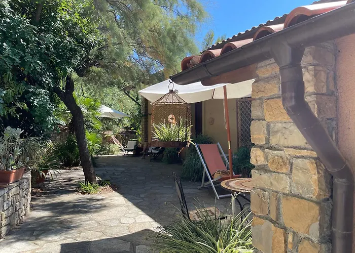 Villa In A Pinamare Marina dʼAndora